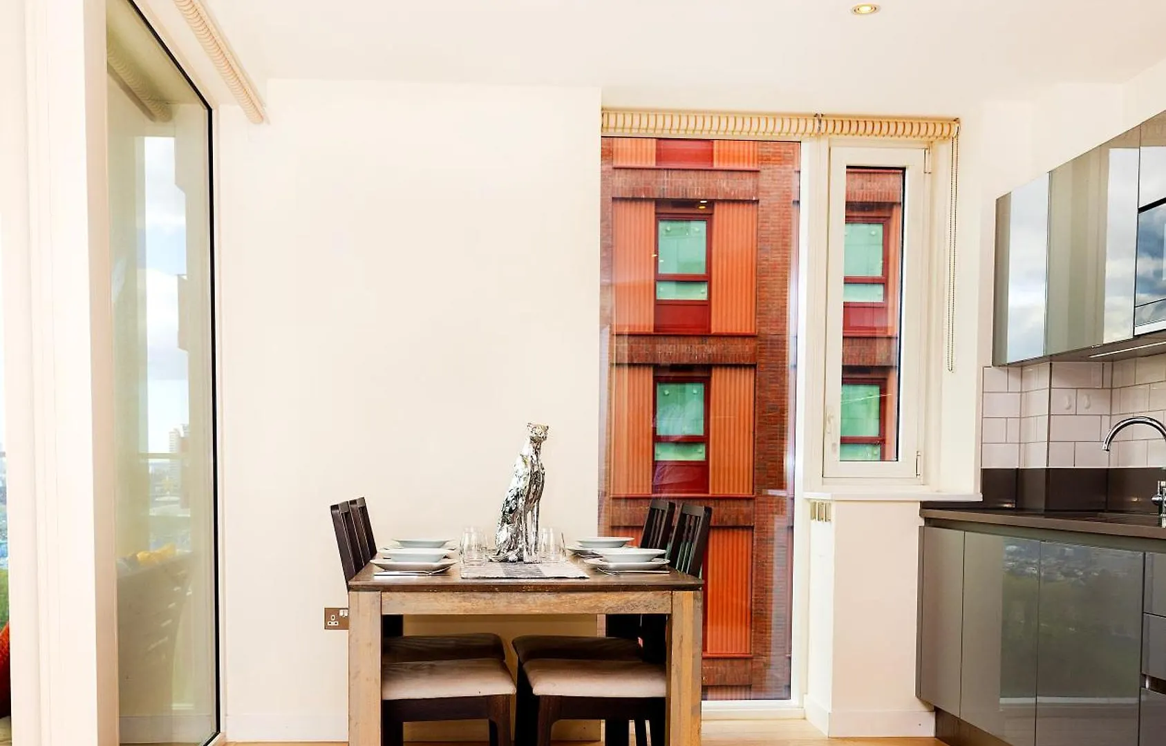 Su Casa-London Greenwich O2 Arena 2 Bed Flat 0*, لندن