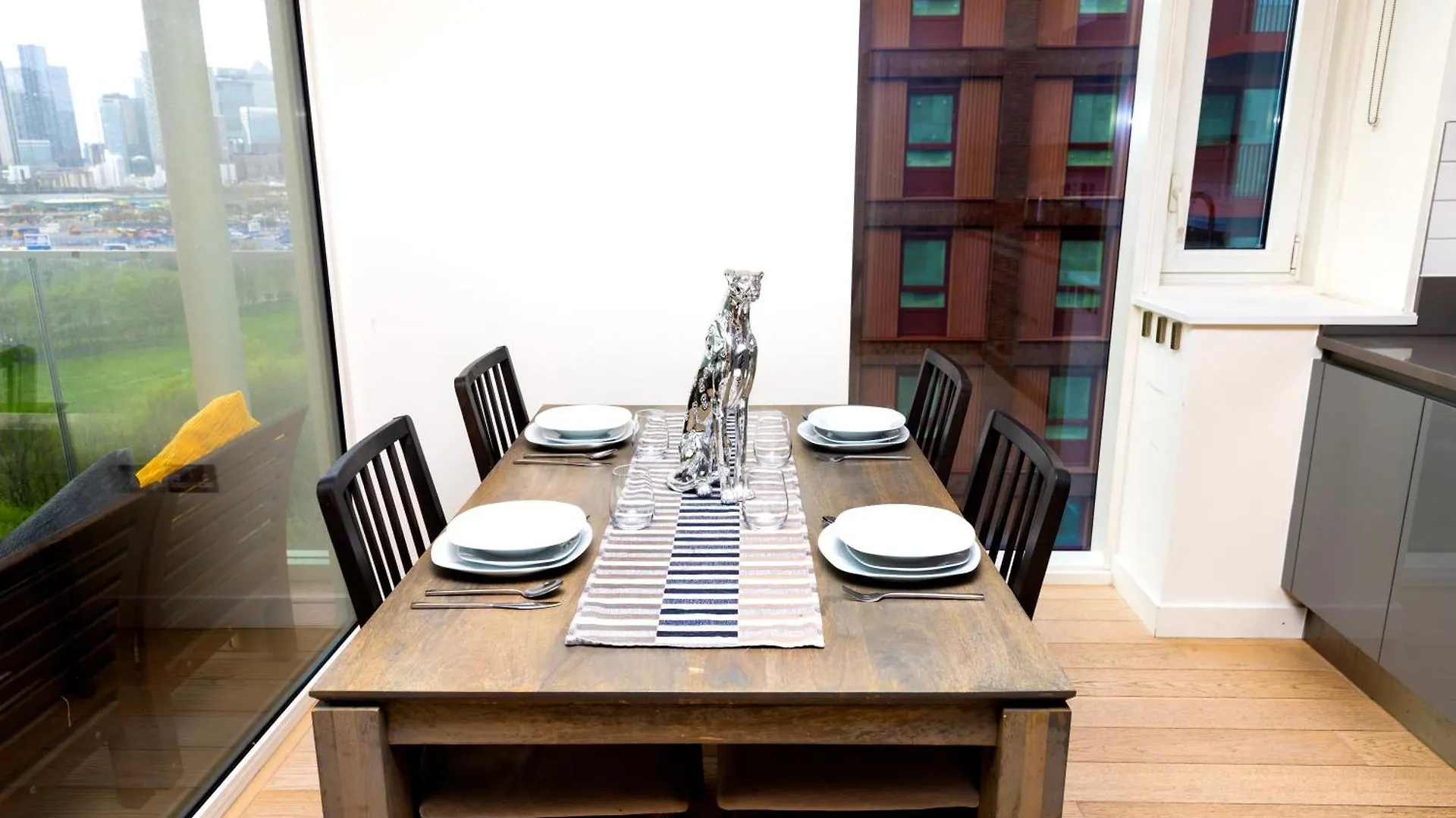 Su Casa-London Greenwich O2 Arena 2 Bed Flat アパート ロンドン